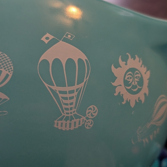 Vintage 1958 Pyrex Hot Air Balloon Pattern 4 quart Bowl 444 - Picture 5 of 9